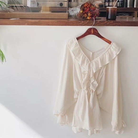 Ruffle blouse top long sleeve lightweight Summer spring top cream - Picture 2 of 3